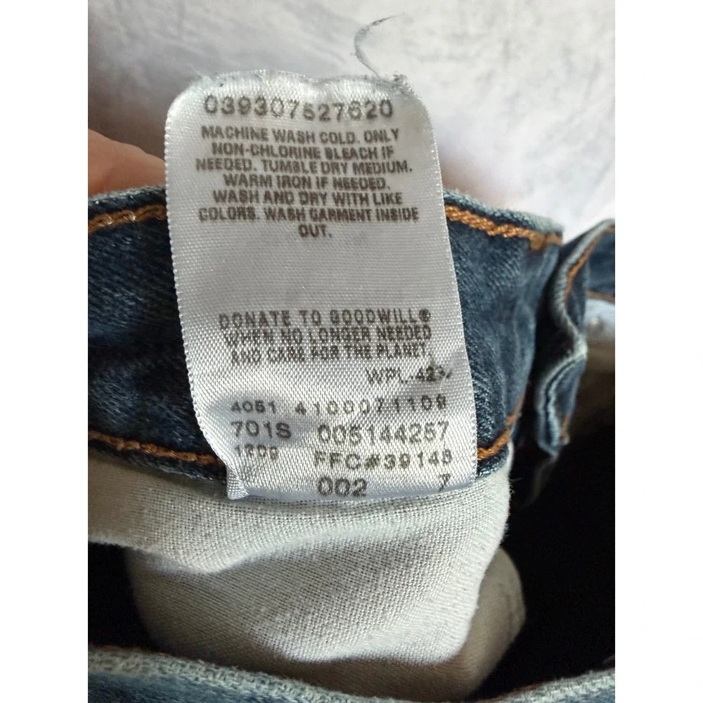 Levis 514 Slim Straight Jeans Mens 31x30 Medium Wash Blue Denim Pants